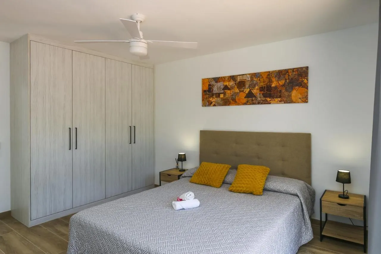 Ibiza Villa Planetcostadorada Cambrils 0*,