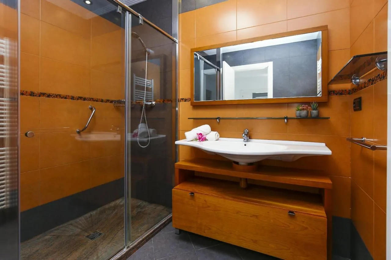 Ibiza Villa Planetcostadorada 坎布里尔斯 0*,